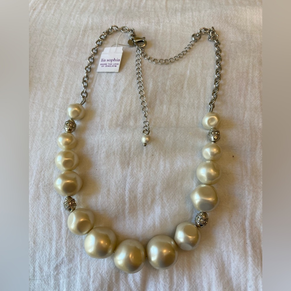 Lia Sophia Faux Pearls Necklace